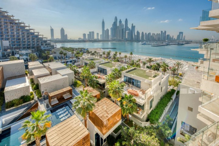 Stylish Sea View Apt at Five Palm Jumeirah