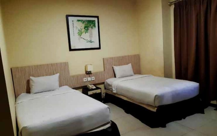 安格拉哈酒店(Hotel Agraha Makassar)