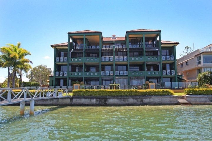 阳光海岸Kirribilli 13酒店(Kirribilli 13)