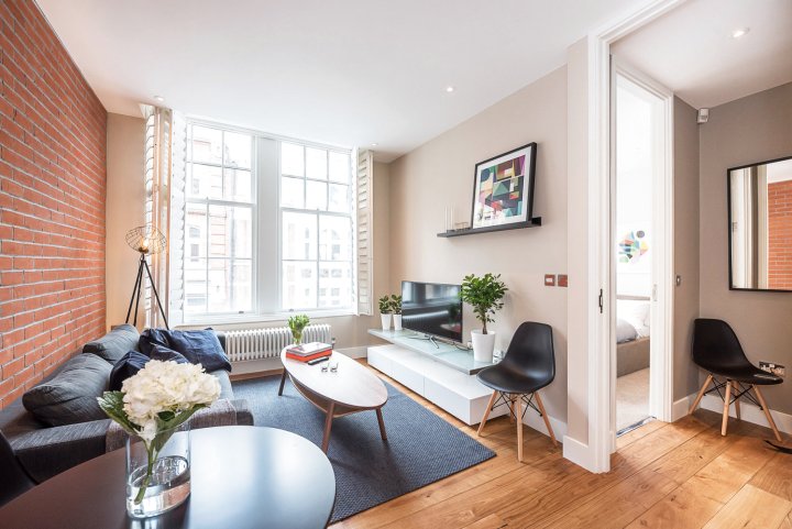 A Luxury 1-Bed in the Heart of Covent Garden
