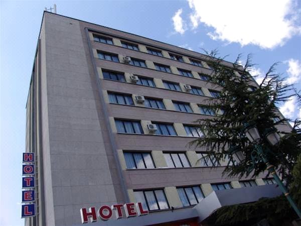 哲乐斯尼克酒店(Hotel Zheleznik)