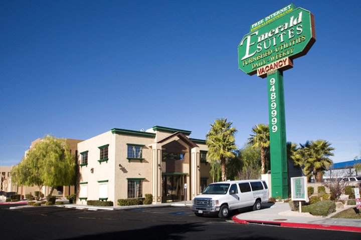 南拉斯维加斯大道翡翠套房酒店(Emerald Suites at S. Las Vegas Blvd)