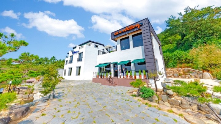 Yeosu Polang Pension