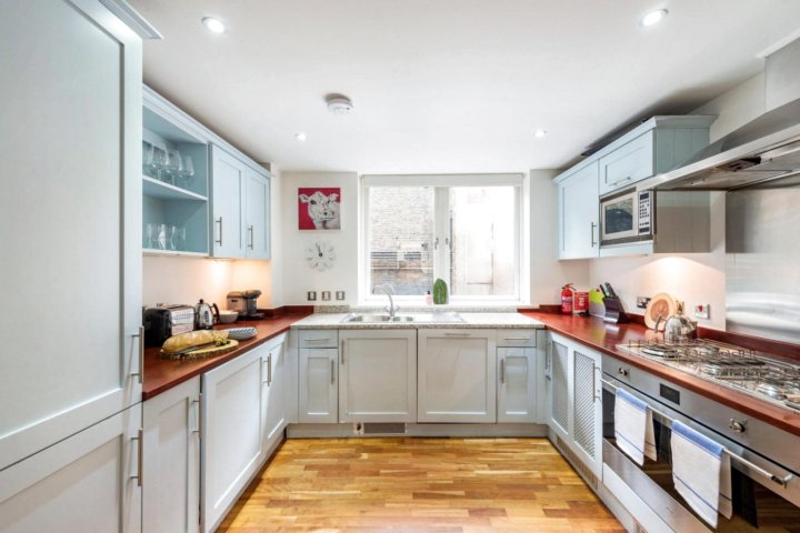 2-Bedroom Spacious Apartment in the Heart of Covent Garden