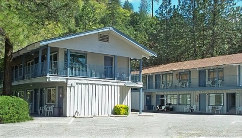 桥湾度假酒店(Bridge Bay Motel)