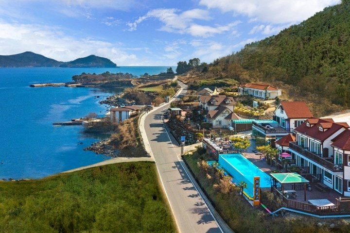 南海郡码头十字旅馆(Namhae Harbor Cruise Resort Pool Villa)