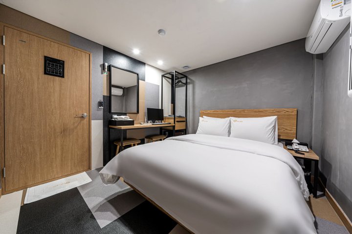 Guui Box Hotel