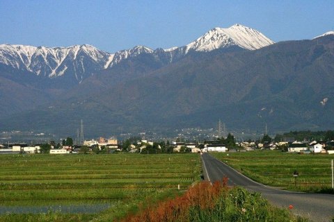 穗高城镇酒店(Hotaka Town Hotel)