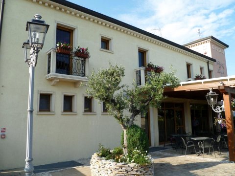 博尔戈新旅馆(Nuova Locanda del Borgo)