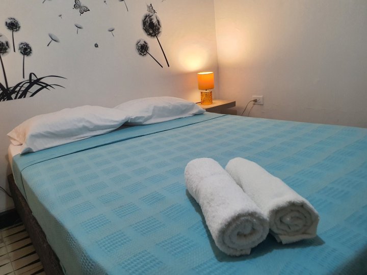 Cm-6 Room in Cartagena