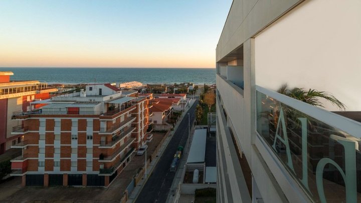 科斯塔斯蓬塔翁布里亚公寓(Apartamentos Costa Luz Punta Umbría)