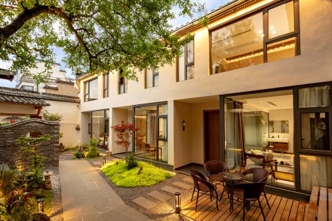 宏村后巷如约民宿