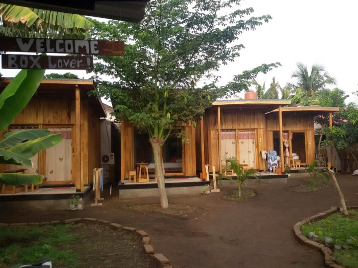 海滩箱子平房(Beach Box Bungalows)