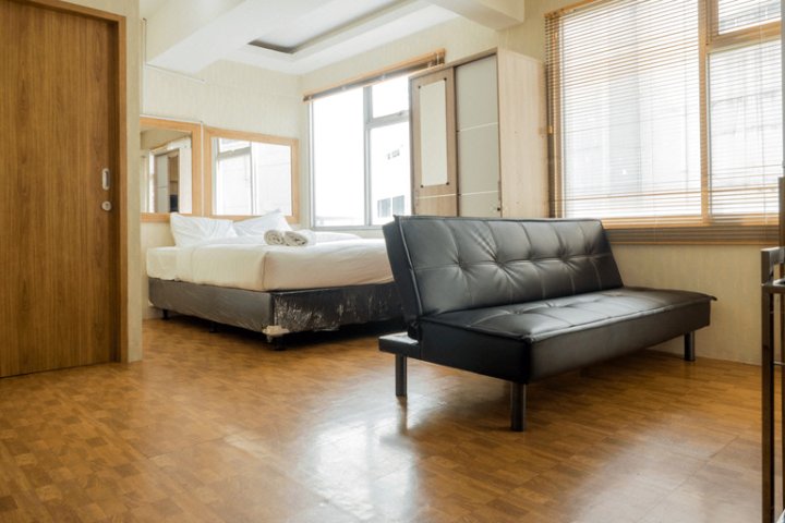奇哈佩拉斯花园宽敞 1 居沙发床公寓酒店(Spacious 1Br with Sofa Bed at the Jarrdin Cihampelas Apartment)