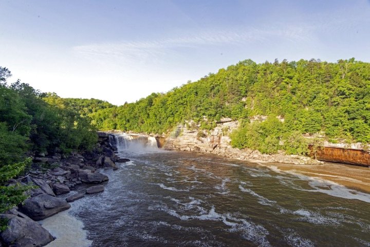 康柏兰瀑布国家度假村公园(Cumberland Falls State Resort Park)