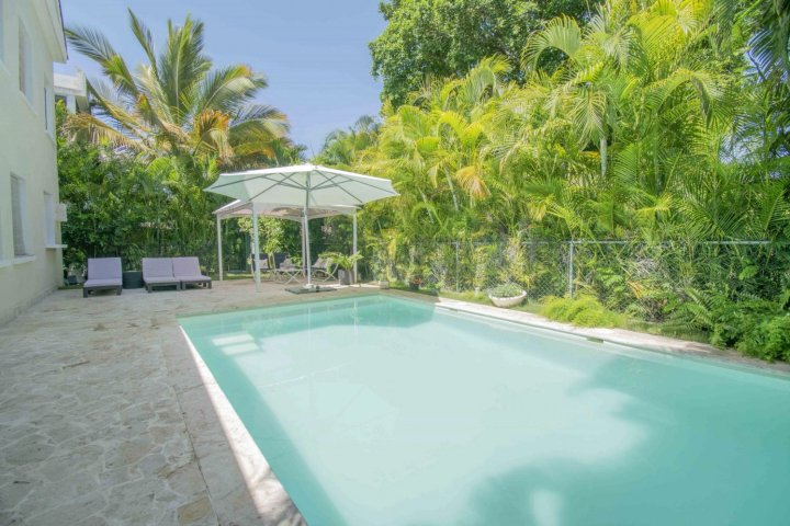 Cozy and Private Villa in Puntacana Village