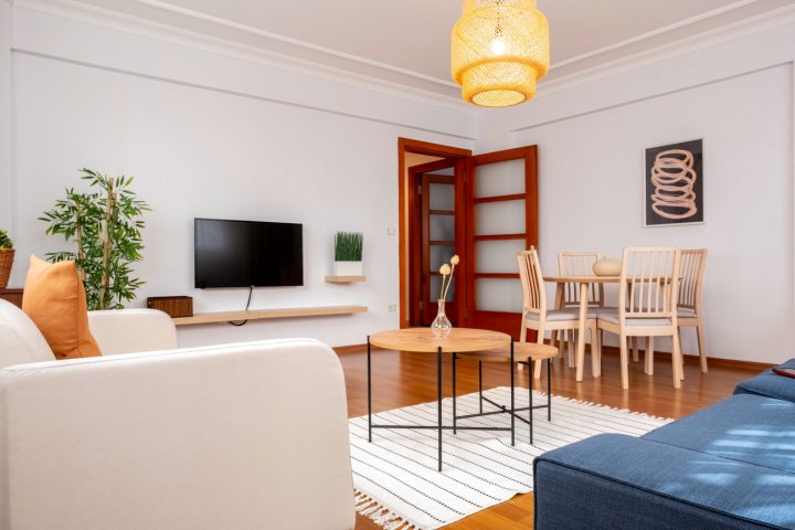 Fascinating Flat Near Popular Attractions in Sisli