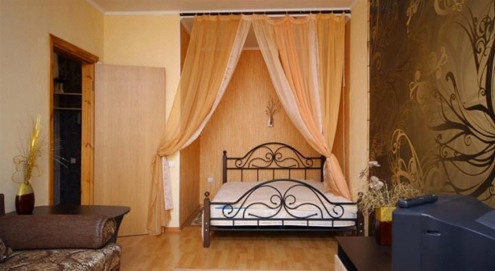 Room-Club Apartment on Shorsa