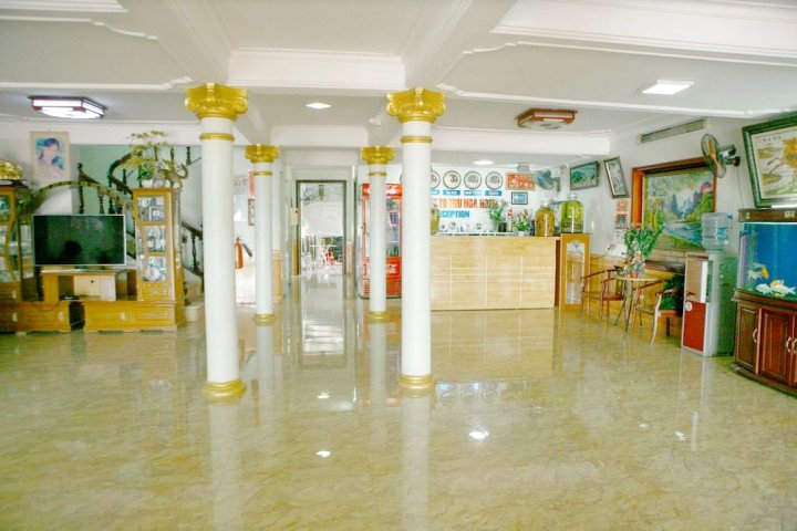 四牙酒店(Thu Nga Hotel)