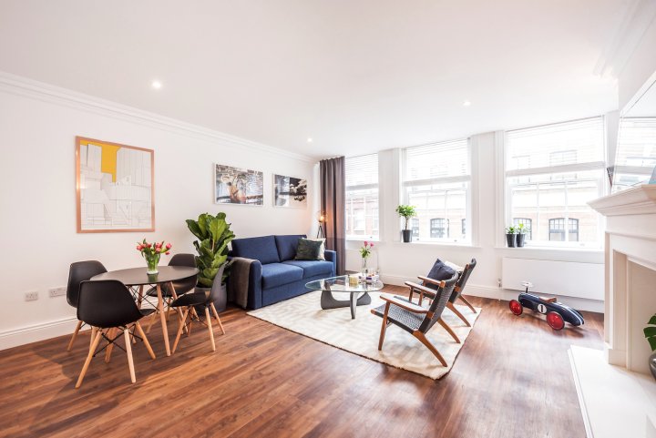 CURATED STUNNING 1-BED SOHO #2