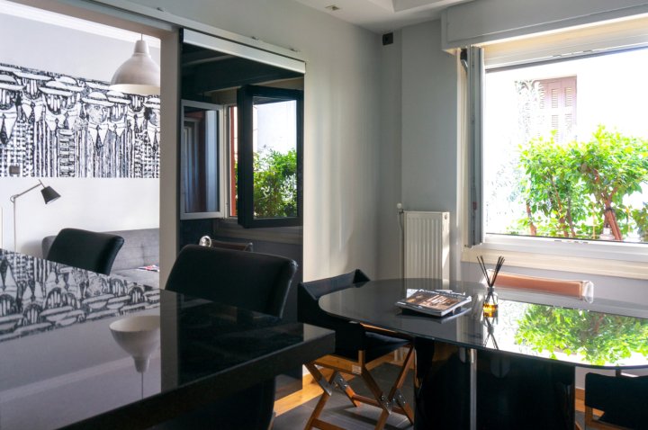 The Burton Luxury 1Br in Plaka