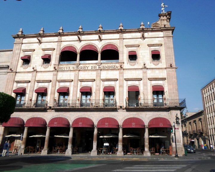 门多萨总督酒店(Hotel Virrey De Mendoza)