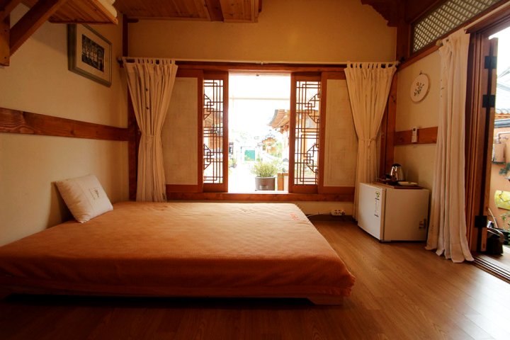 全州Keunjudaengi民宿(Jeonju Keun Judaengi Hanok Stay)