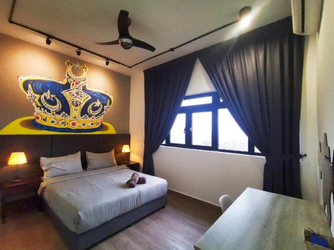 The Crown Medini 1 Bedroom 2 Pax @ UHA Home