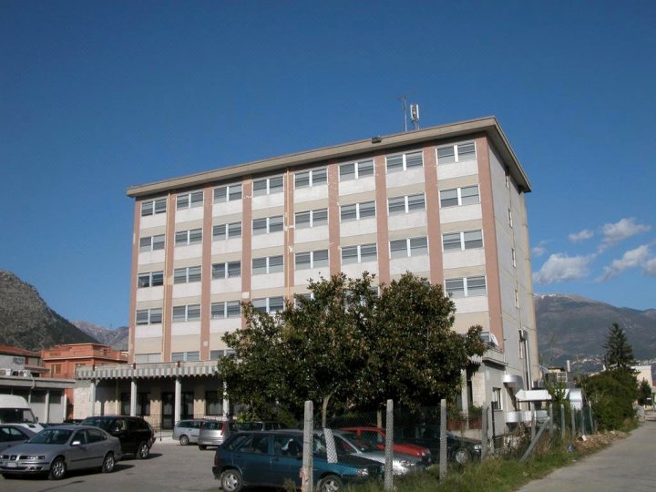 瓦伦蒂诺酒店(Hotel Valentino)