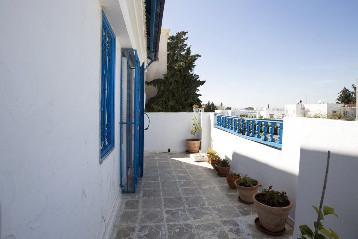 Appartement Spacieux de Type Arabesque à la Marsa