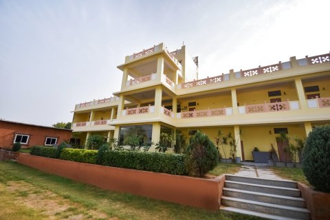 首都O 64620斯里杜加维拉斯度假村(Capital O 64620 Sri Durga Vilas Resort)
