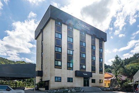 Anseong S Hotel(Anseong S Hotel)
