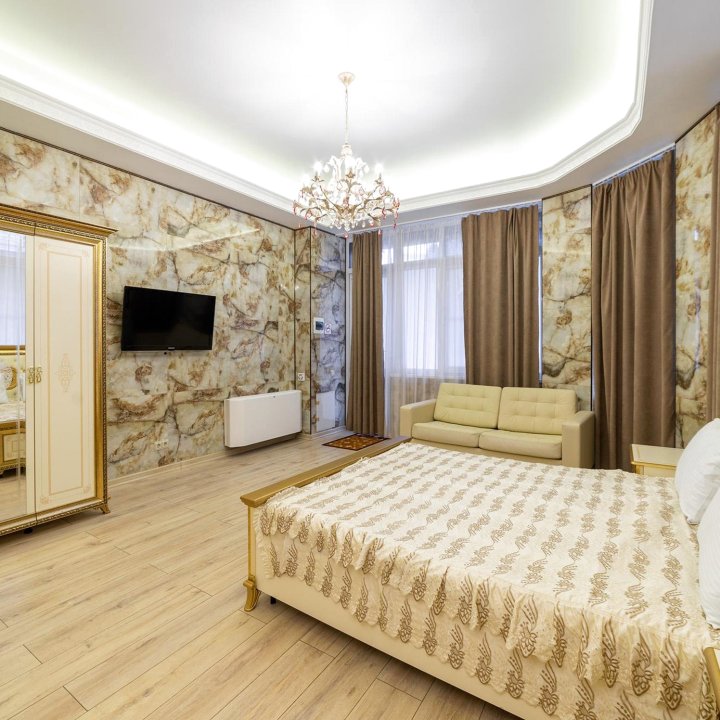 Deluxe Apartment on Nessebrskaya Street