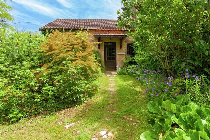 苏米耶度假屋(Family House in a Fairytale Hamlet with a Beautiful Swimming Pool)