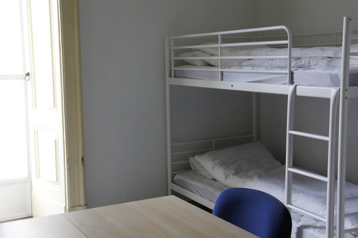 1 Bed in Basic 6 Bed Female Room Share Bathroom - Campus Accommodation