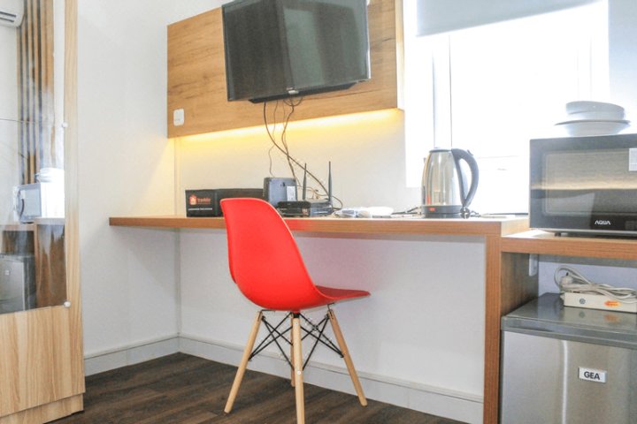 Smart Chic Studio Apartment at Aeropolis Residence By Travelio