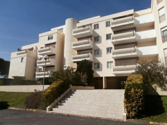 比亚里茨一室公寓(Rental Apartment Sainte Madeleine - Biarritz)