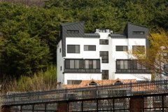 White Black Pension in Geoje Island(White Black Pension in Geoje Island)