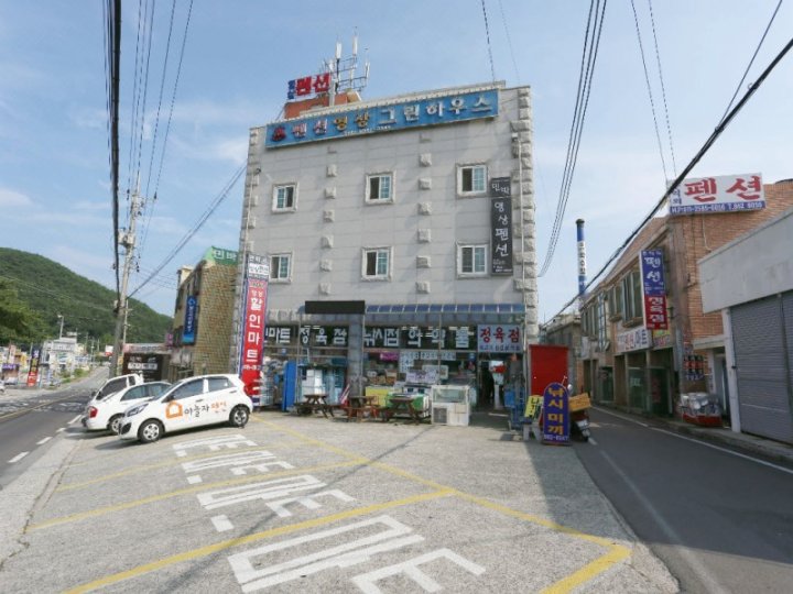 Namhae Pension Yeongsang Green House