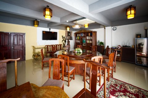 深圳南澳聚贤苑(海边故事店)