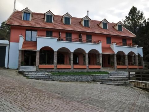 Hotel Alpin Llogara