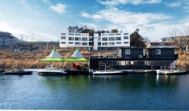 Gapyeong River Aria Pool Villa (Water Leisure)