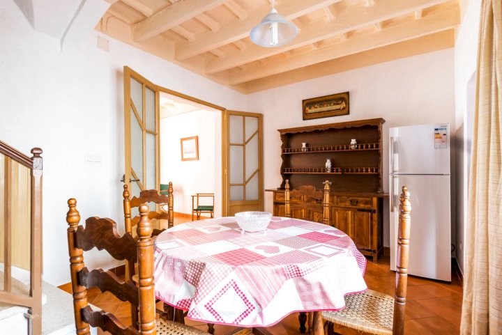 Camps 4 Bedroom House, Ciutadella