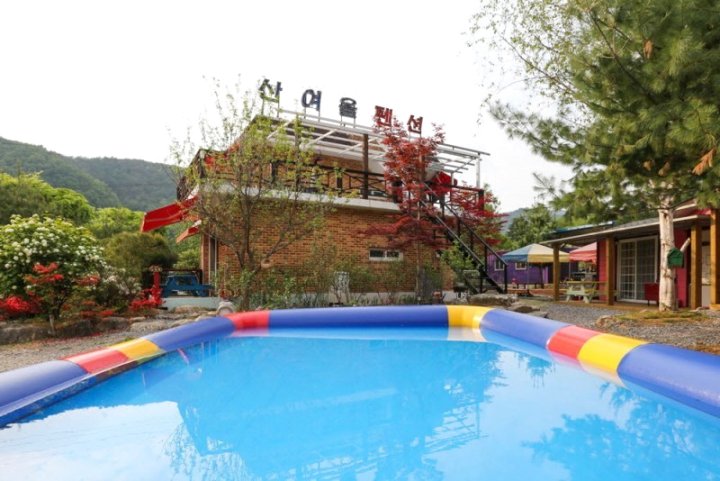 Gapyeong Sannyeoul Pension