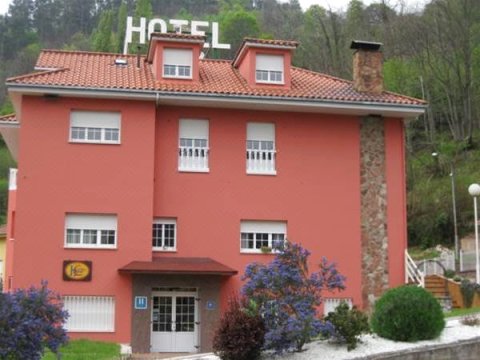 卡尔德酒店(Hotel Cardeo)