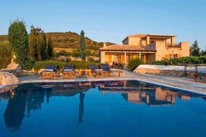 Vilotel Luxury Villaszakynthos Jones Villa 3 Bed Agios Nikolaos