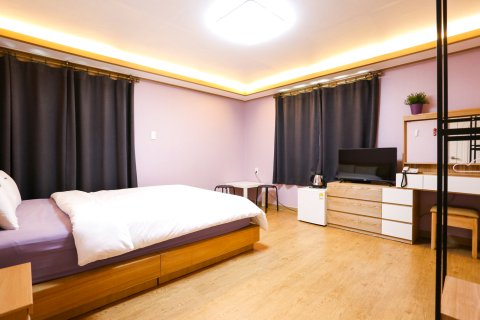 Hongcheon Garisan Deuo Motel