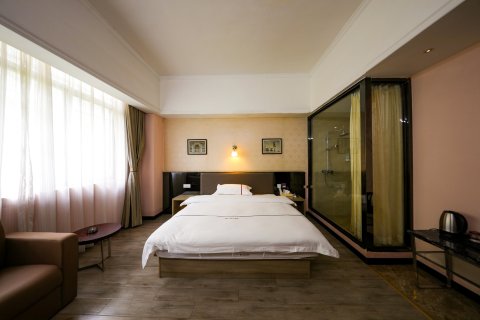 凌云锦源假日酒店