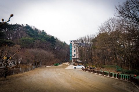 Yongin El Pension