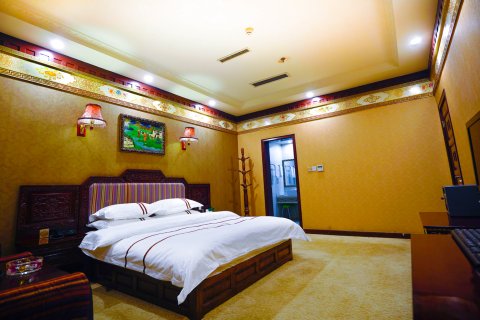 日喀则喜嘎央恰大酒店